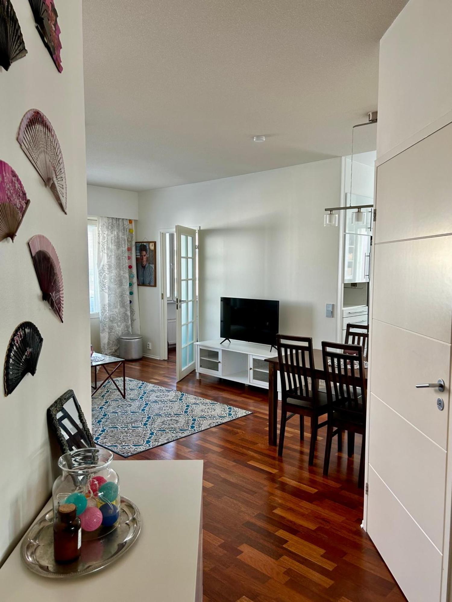 Charming Condo In The Downtown 로바니에미 외부 사진
